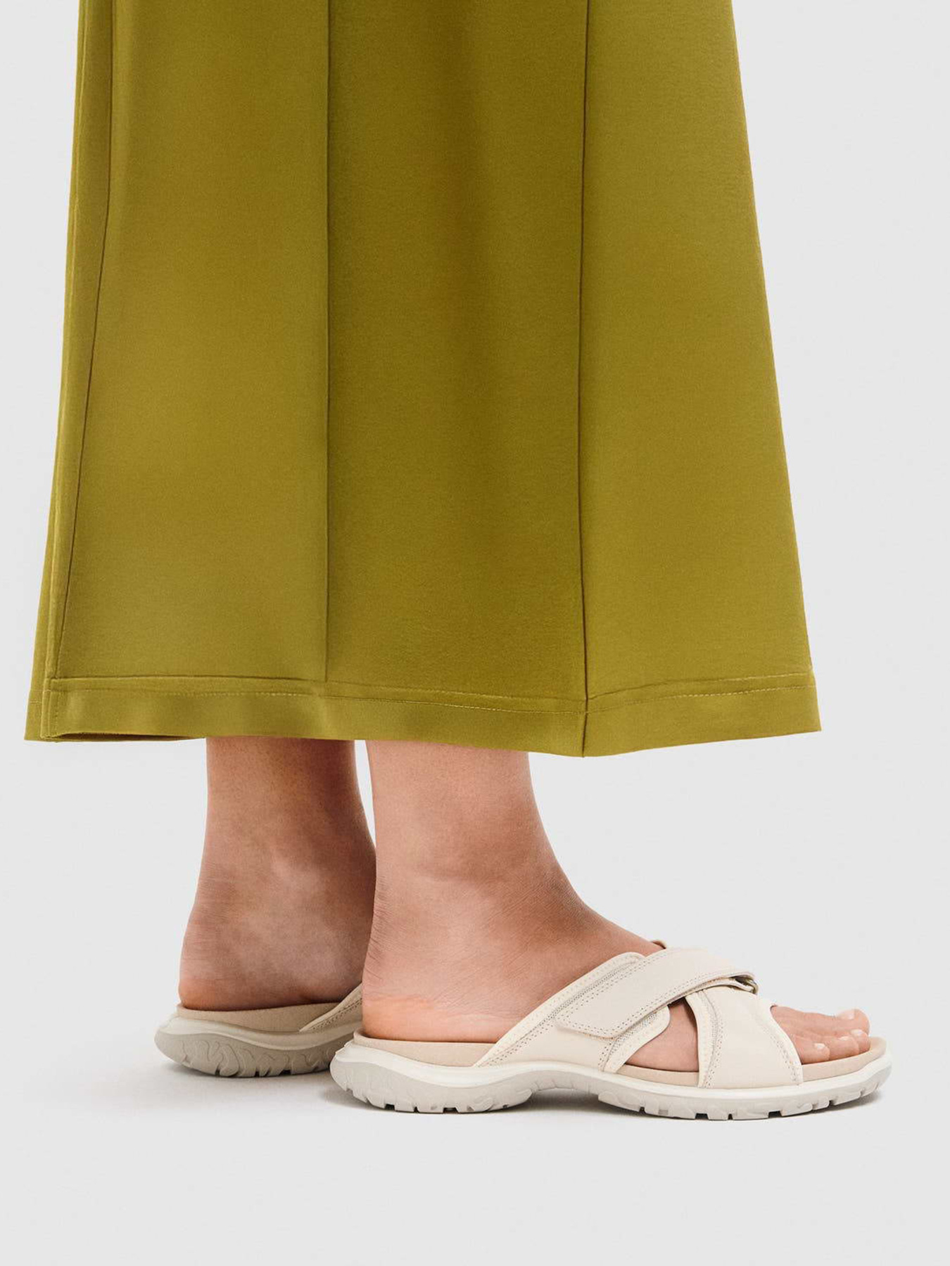 ECCO модель 85332350412 Фото