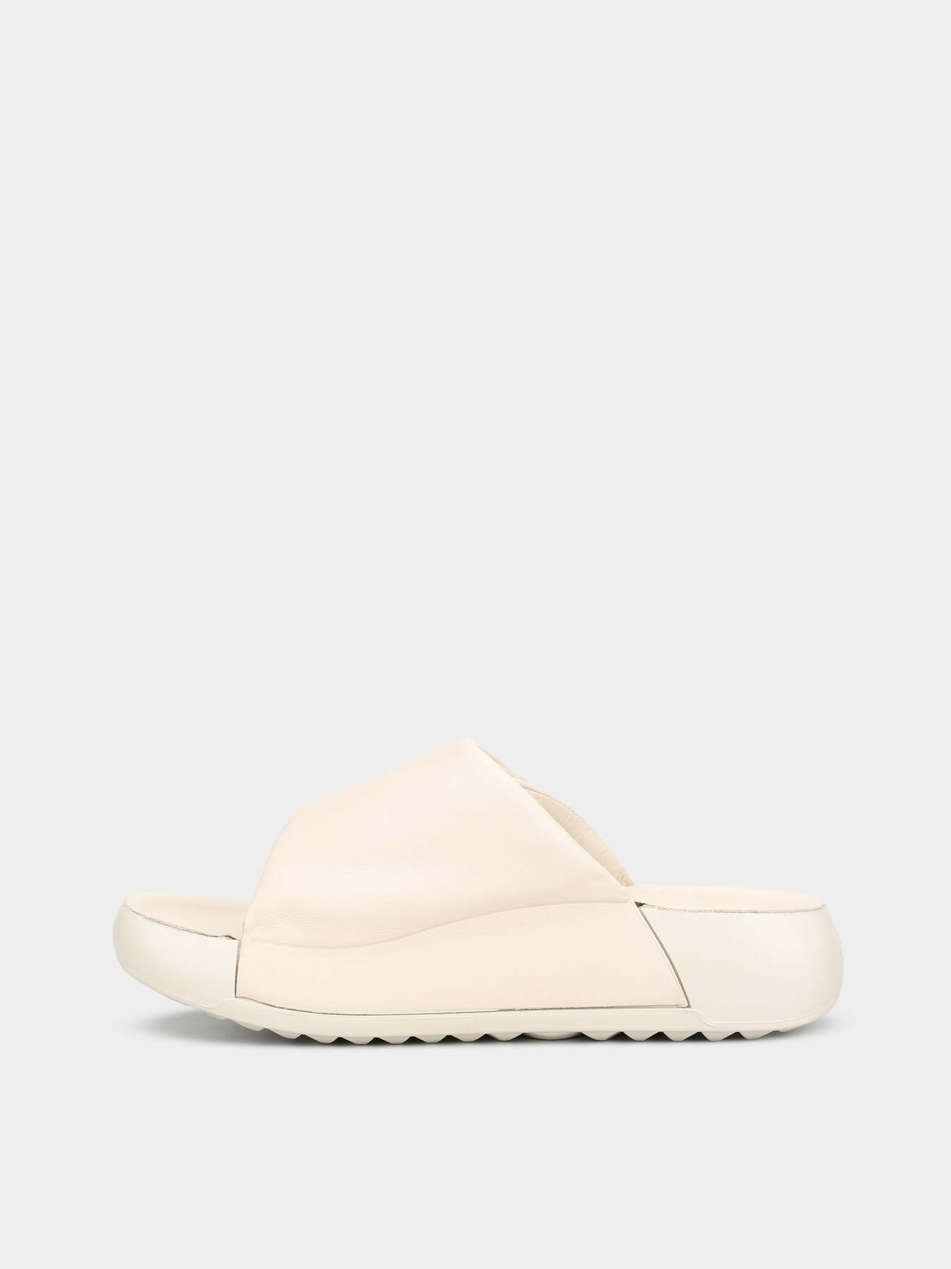 ECCO модель 20668301378 Фото