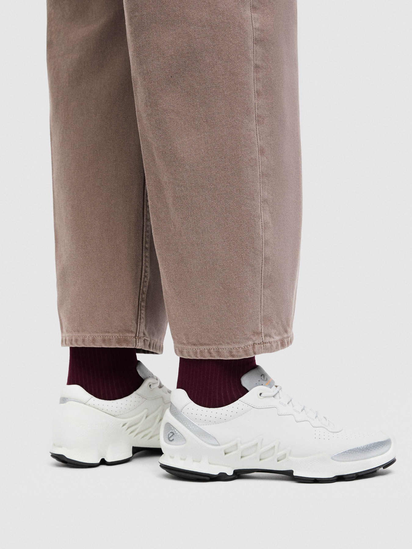 ECCO модель 80287351366 Фото