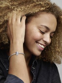 Класичні PANDORA Moments модель 790769C01 Фото