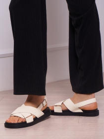 Сандалии ISSA Plus модель OB2-16_white Фото