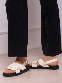 Сандалии ISSA Plus модель OB2-16_white Фото