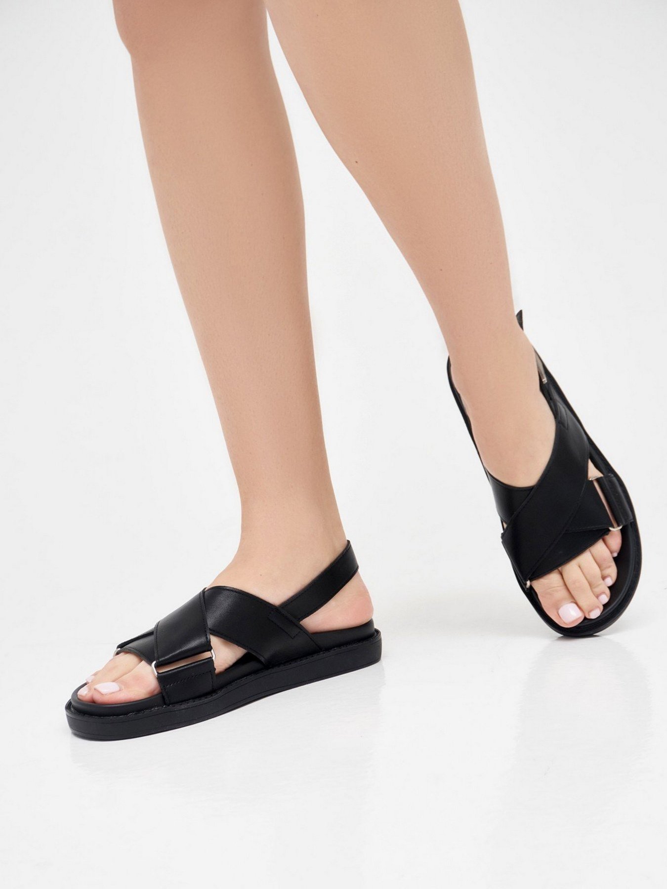 Сандалії ISSA Plus модель OB2-16_black Сандалії ISSA Plus модель OB2-16_black Фото