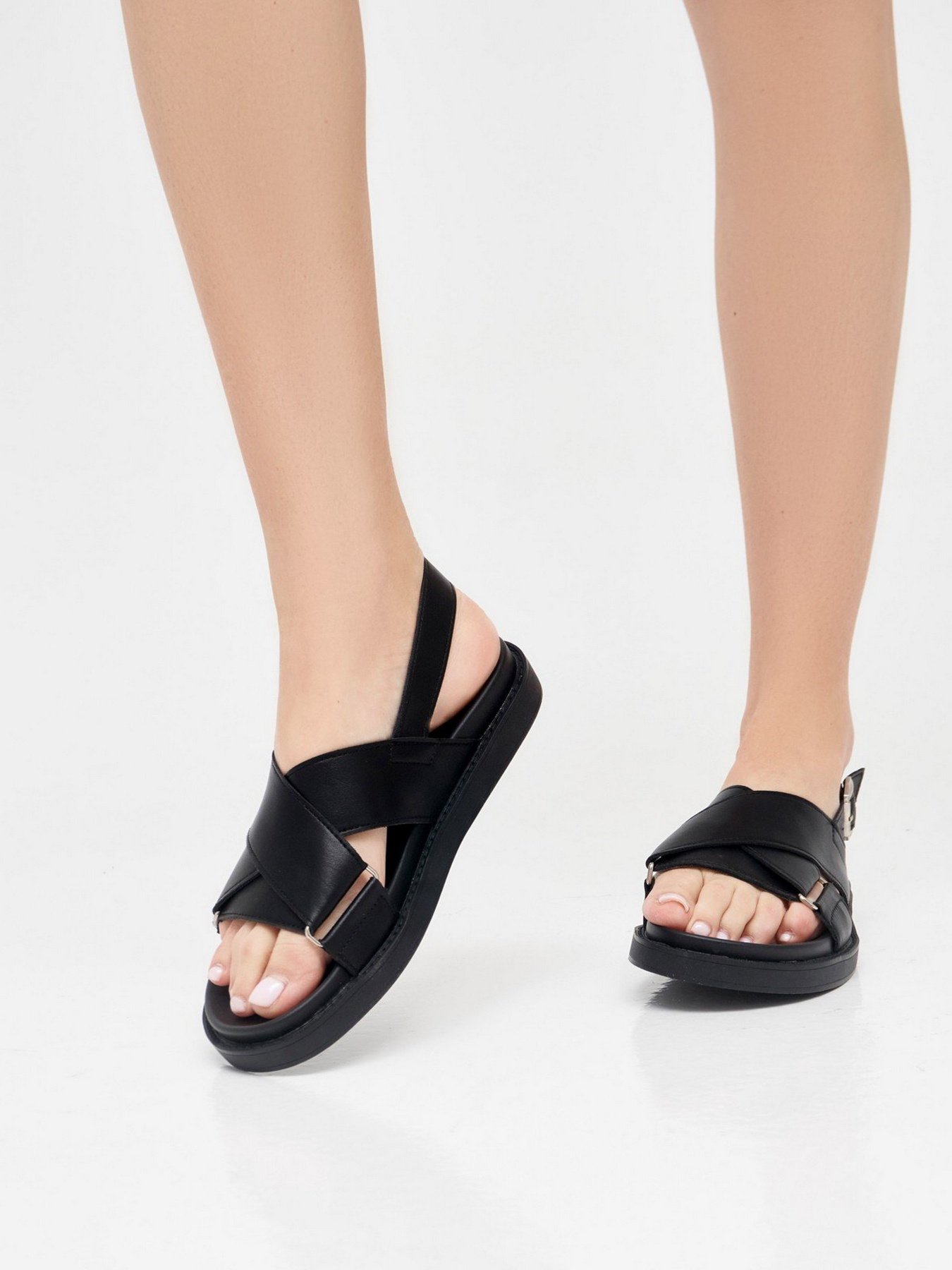 Сандалії ISSA Plus модель OB2-16_black Сандалії ISSA Plus модель OB2-16_black Фото