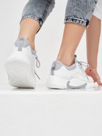 Кроссовки для бега ISSA Plus модель OB2-19_whitegrey Фото