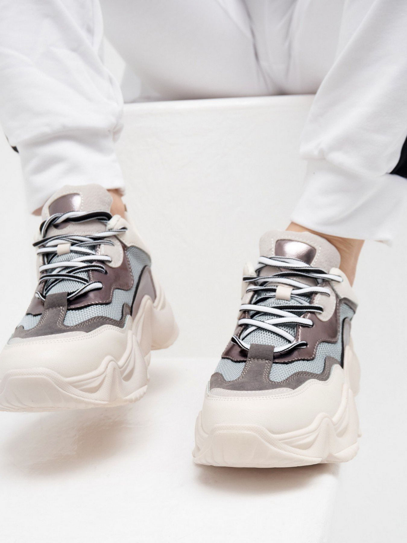 Кроссовки ISSA Plus модель OB2-23_whitegrey Фото