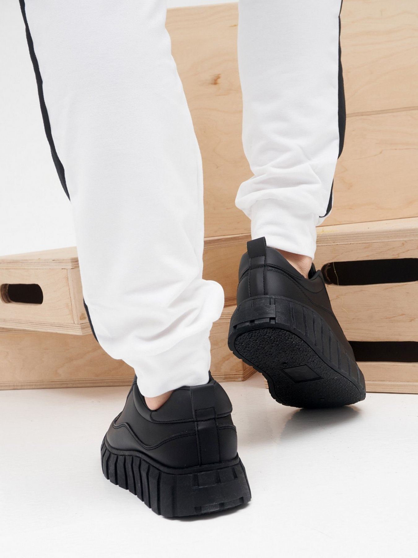 Кеды низкие ISSA Plus модель OB2-30_black Фото