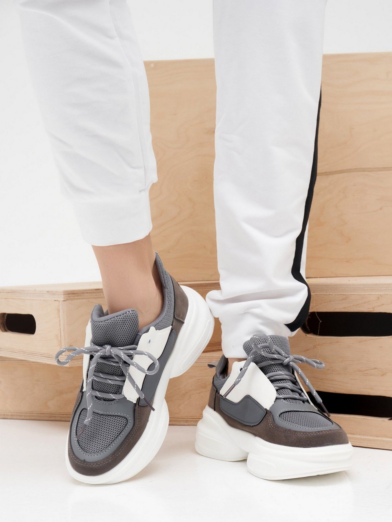 Кросівки повсякденні ISSA Plus модель OB2-33_grey Фото