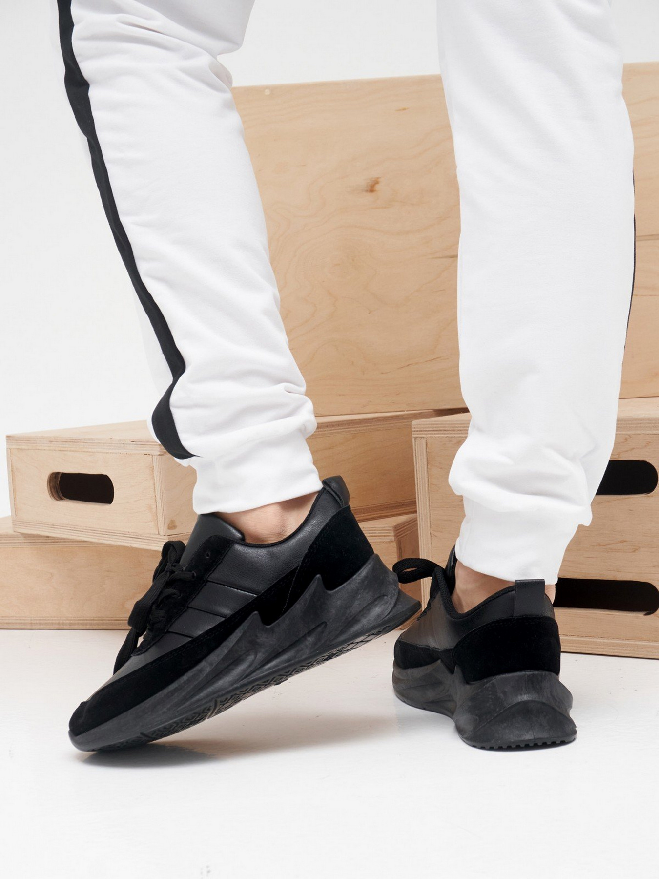 Кроссовки ISSA Plus модель OB2-40_black Фото