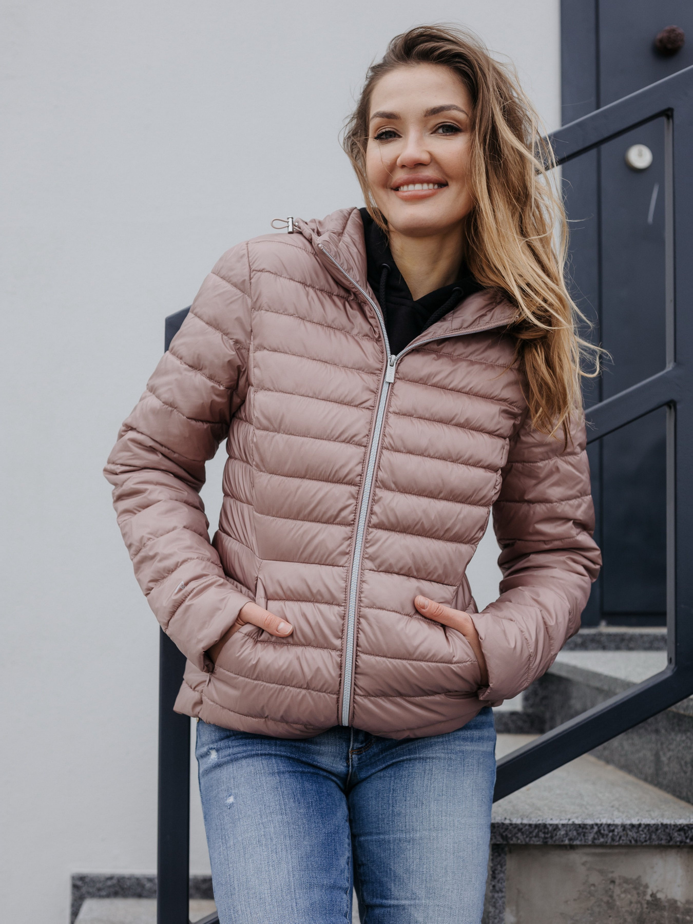 Вітровка AVECS модель 50267-21 Фото