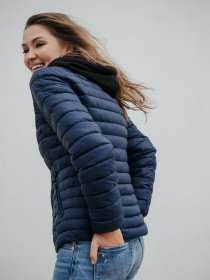 Вітровка AVECS модель 50268-23 Фото