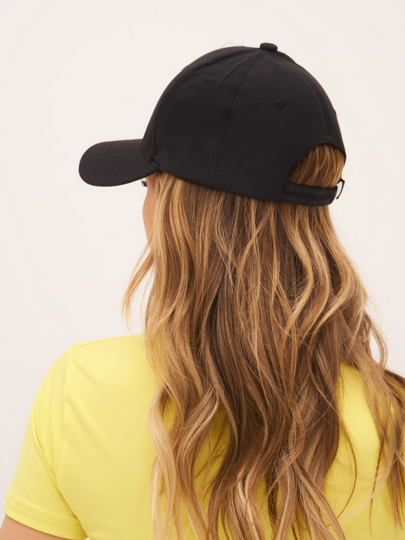 Кепка ISSA Plus модель KP1-27_black Фото