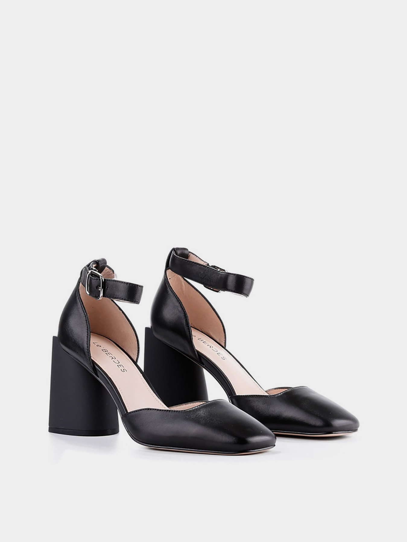 Туфли и лоферы LeBERDES модель 00000014646 Фото