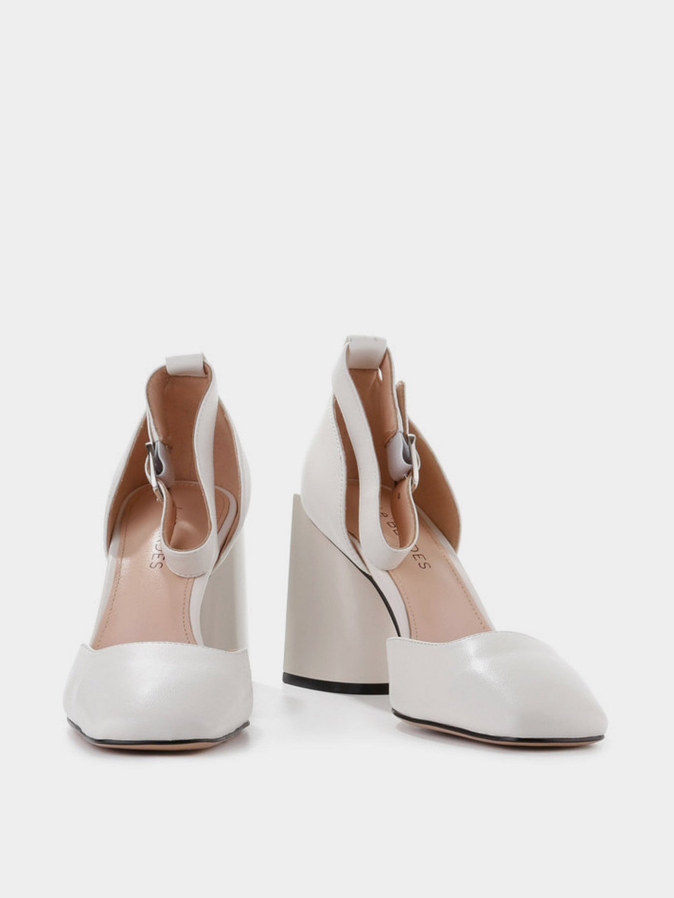 Босоножки LeBERDES модель 00000014647 Фото