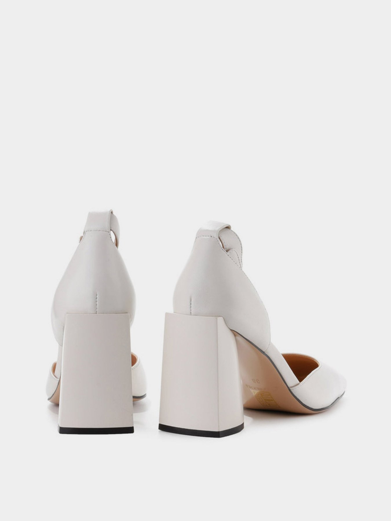 Босоніжки LeBERDES модель 00000014647 Фото