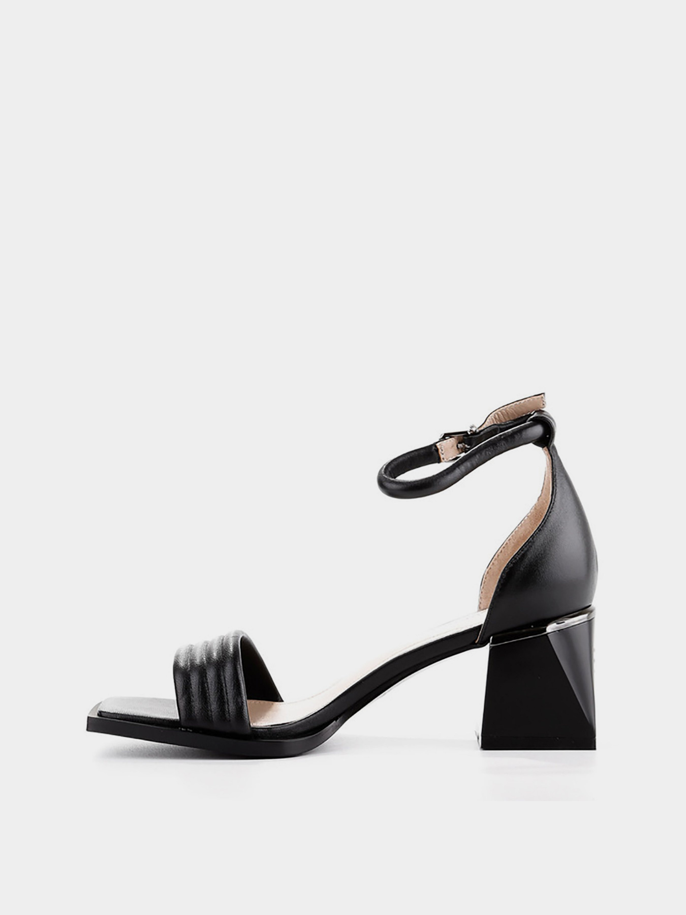 Босоножки LeBERDES модель 00000014661 Фото