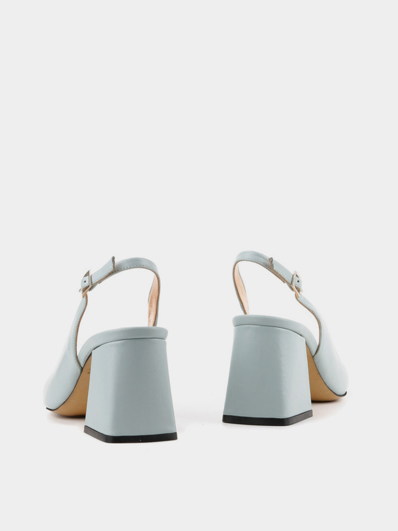 Босоножки LeBERDES модель 00000014796 Фото