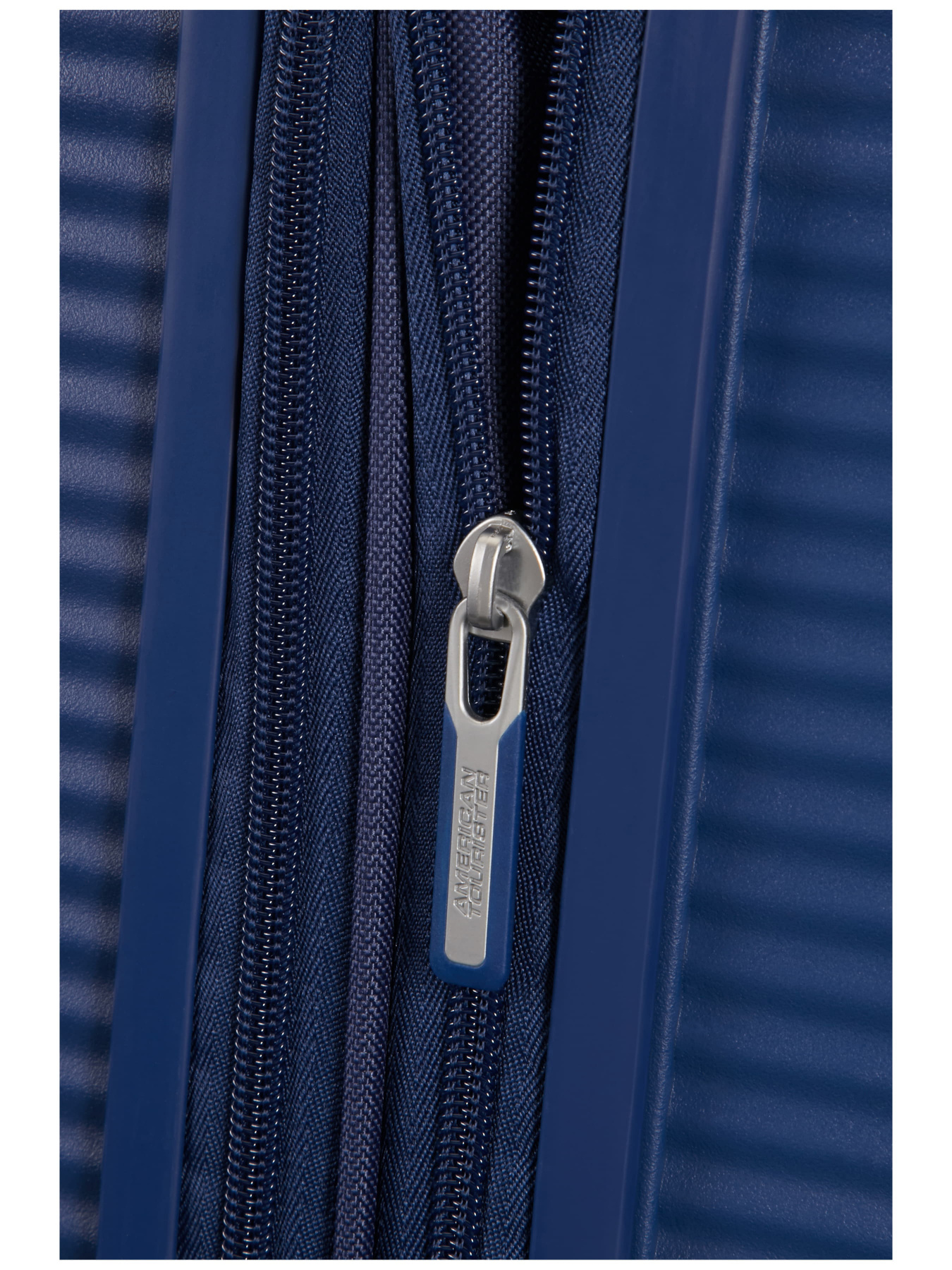Чемодан American Tourister модель 32G41003 Фото