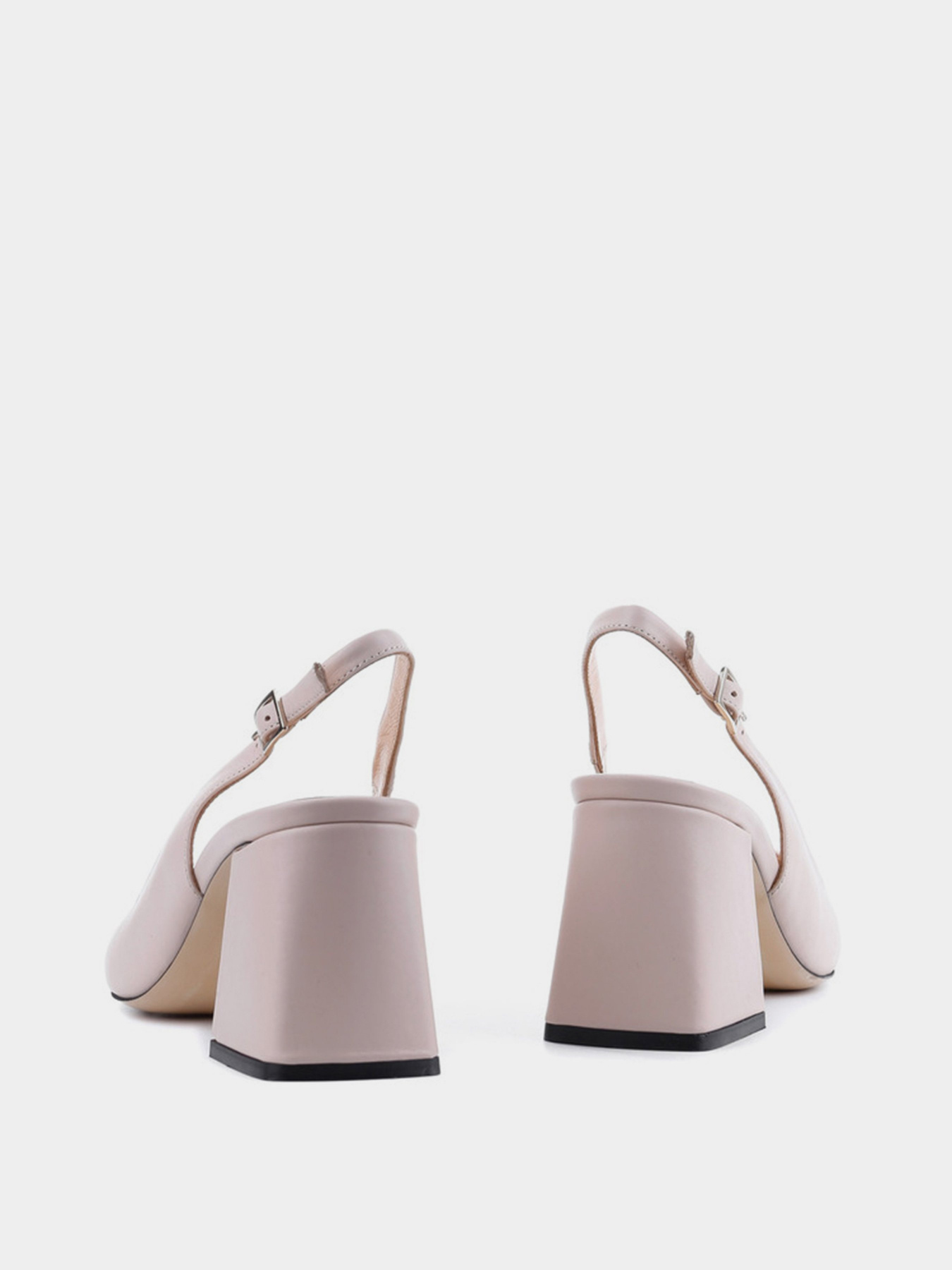 Босоножки LeBERDES модель 00000014856 Фото