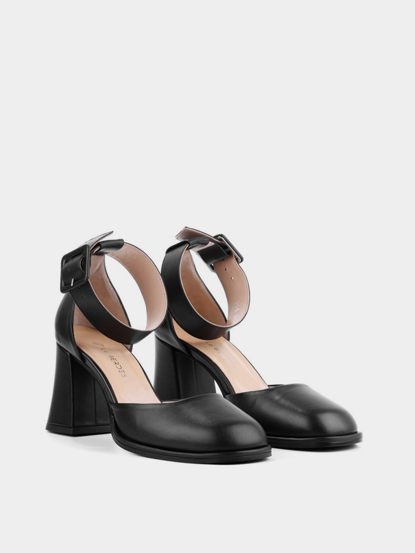 Босоножки LeBERDES модель 00000014859 Фото