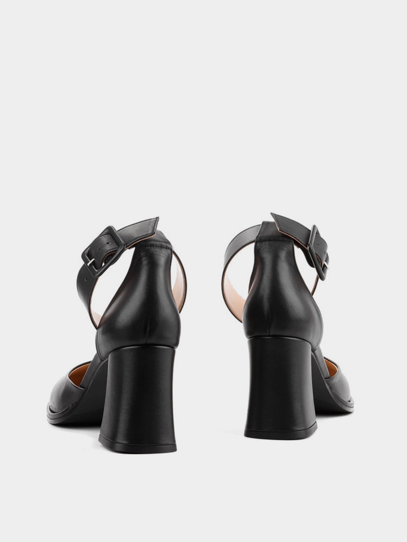 Босоножки LeBERDES модель 00000014859 Фото