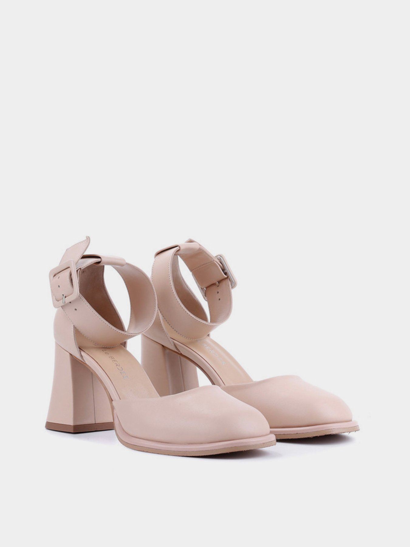 Босоножки LeBERDES модель 00000014862 Фото