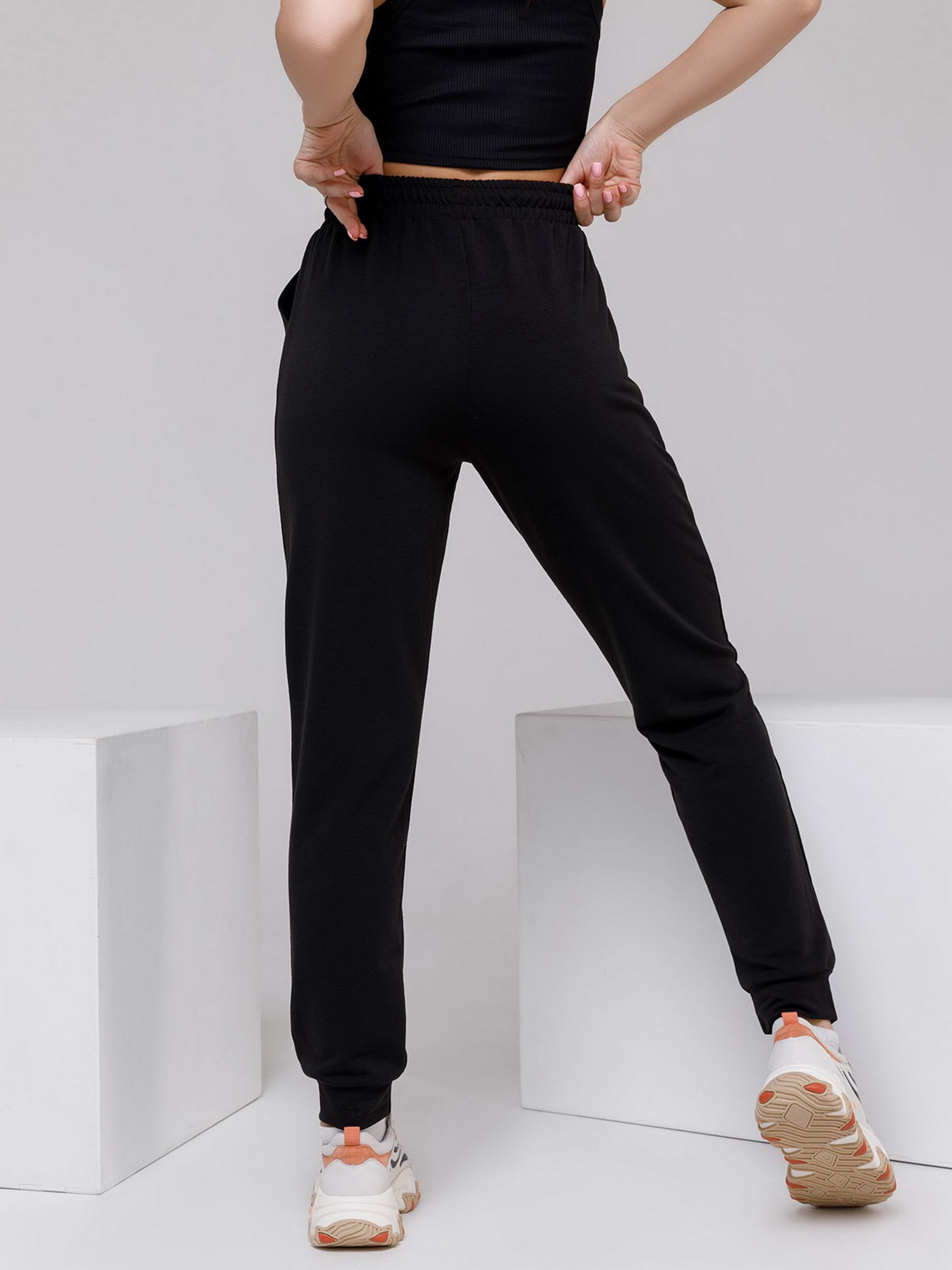 Штаны спортивные ISSA Plus модель 12480_black Штаны спортивные ISSA Plus модель 12480_black Фото