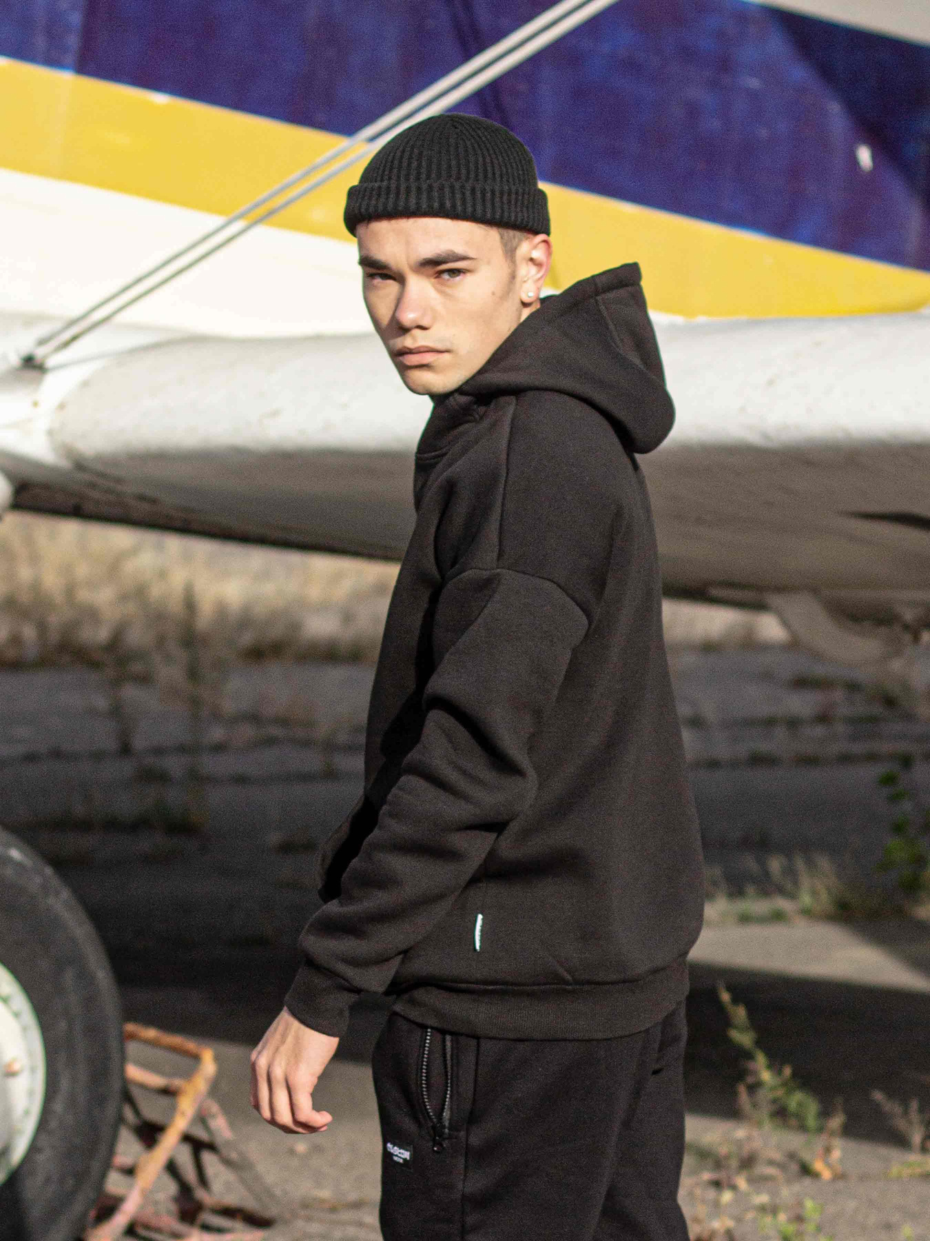 Худи Custom Wear модель cw-hood-6148 Худи Custom Wear модель cw-hood-6148 Фото