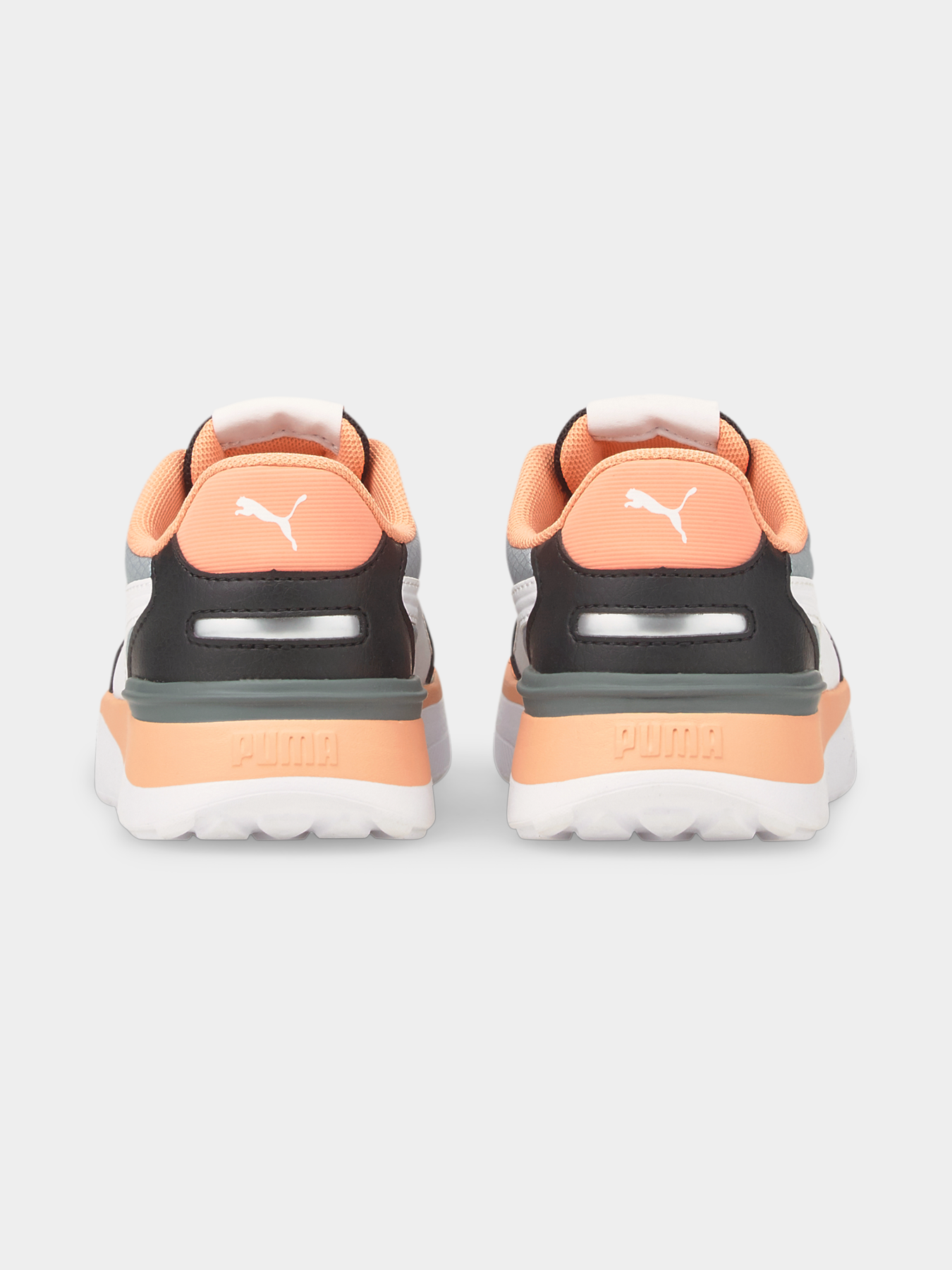 Кроссовки повседневные PUMA R78 Voyage Ps модель 382049 Фото