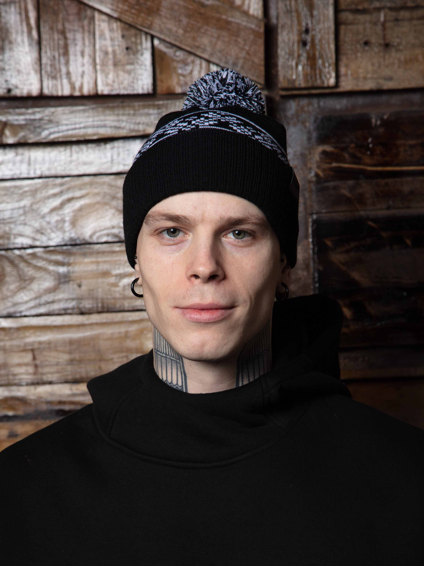 Шапка Custom Wear модель cw-cap-9582 Фото