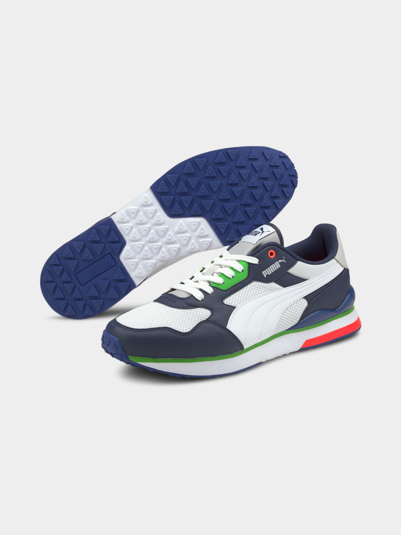 Кроссовки PUMA R78 Futr модель 374895 Фото