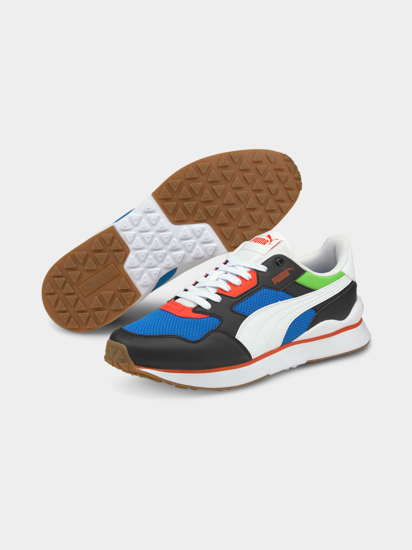 Кроссовки PUMA R78 Futr модель 374895 Фото