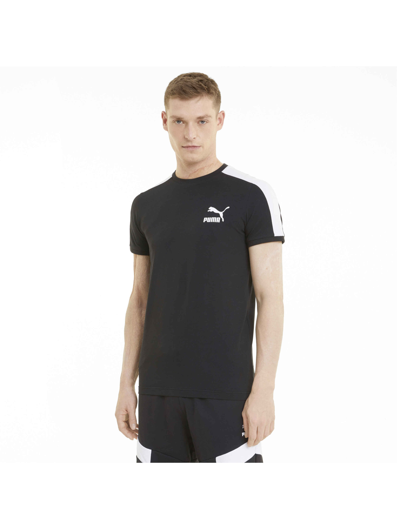 Футболка спортивна PUMA Iconic T7 Tee модель 599869 Фото