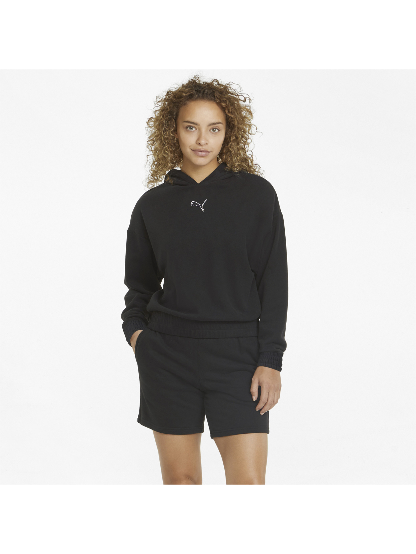 Спортивный костюм PUMA Loungewear Shorts Suit модель 847459 Фото