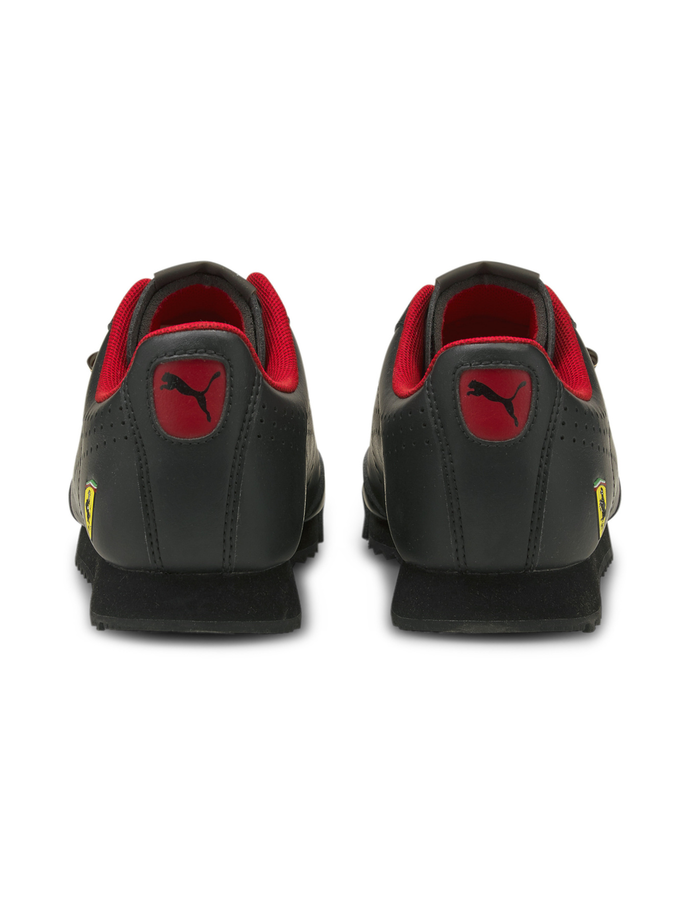 Кроссовки для спорта PUMA Ferrari Roma Via Perf Jr модель 306860 Фото