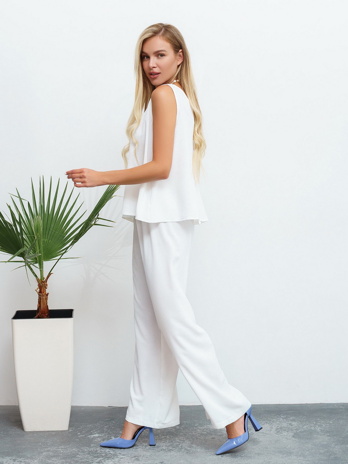 Повседневный костюм ISSA Plus модель 13451_white Фото