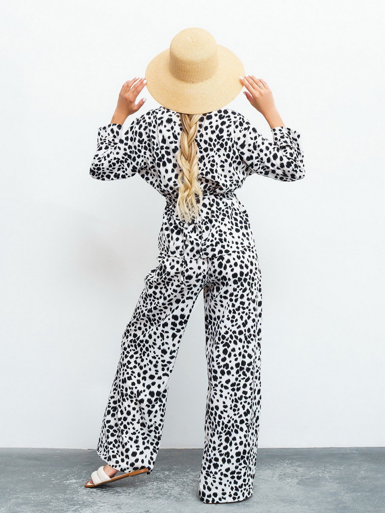 Костюм ISSA Plus модель 13454_white Фото