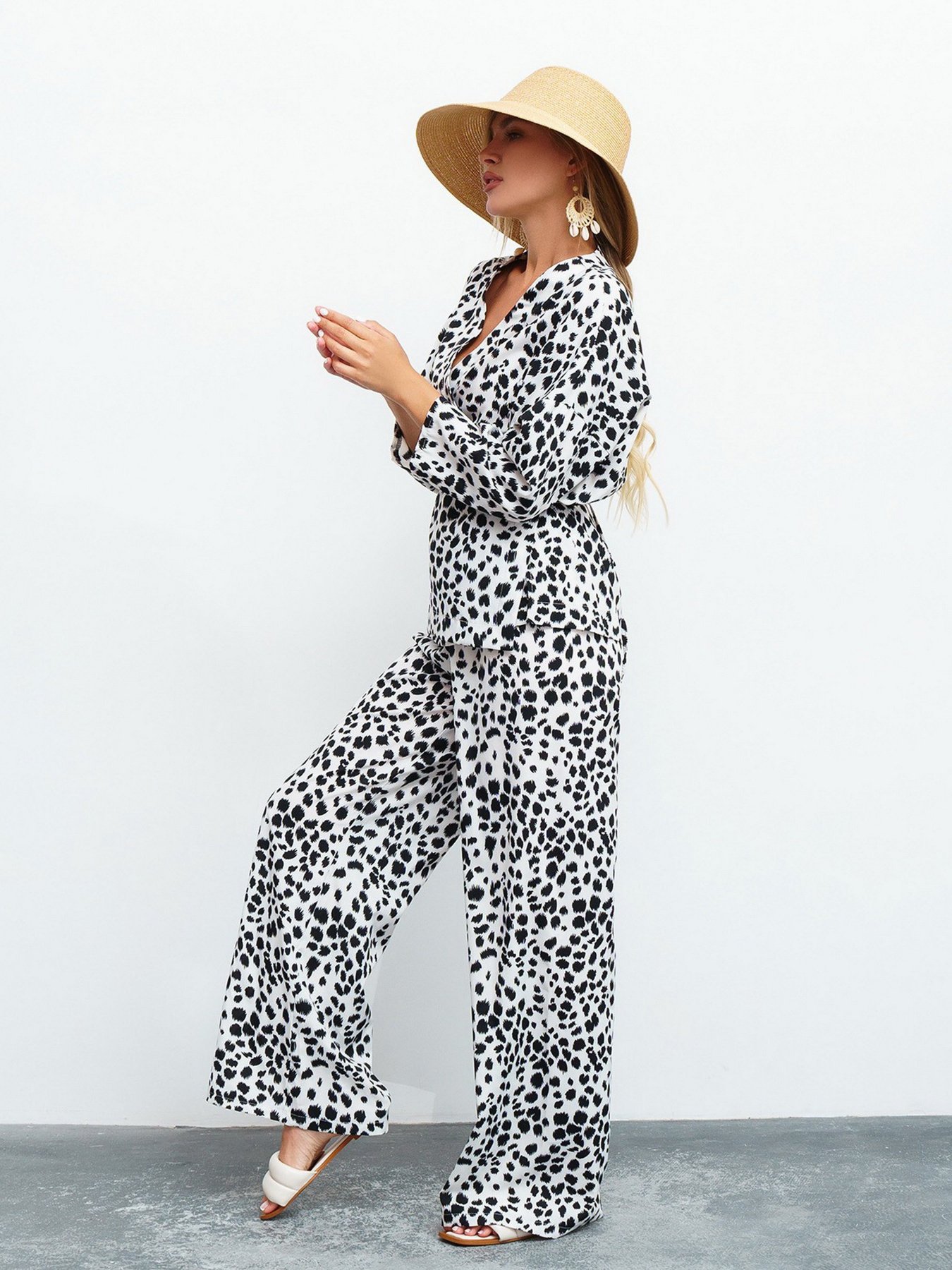 Повсякденний костюм ISSA Plus модель 13454_white Фото