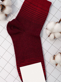 Носки и гольфы ISSA Plus модель NS-02_red Фото