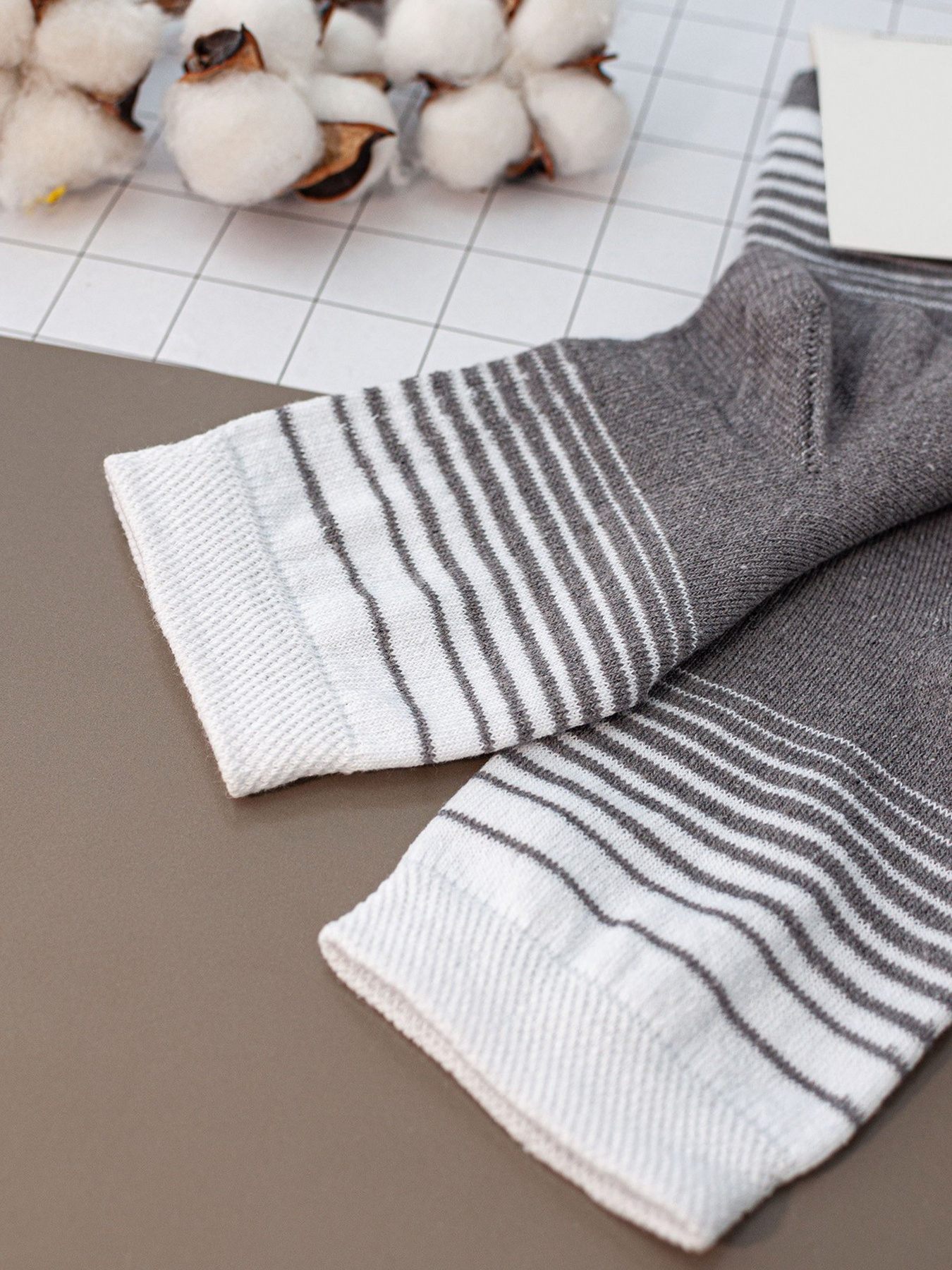 Носки и гольфы ISSA Plus модель NS-02_grey Фото