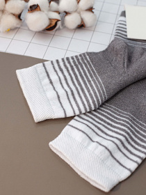 Шкарпетки та гольфи ISSA Plus модель NS-02_grey Фото