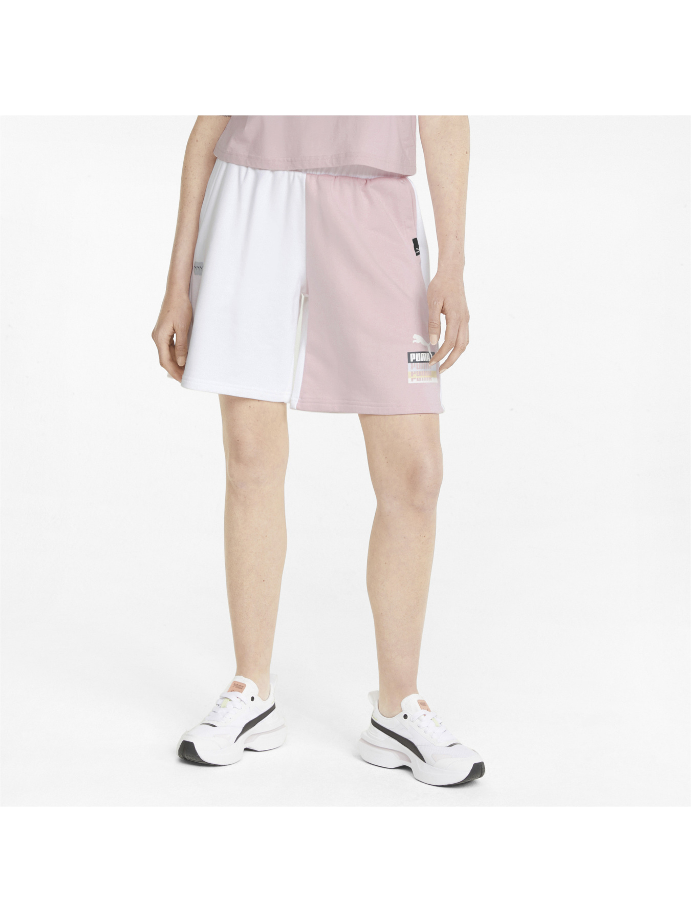 Повседневные шорты PUMA Brand Love High Waist Shorts модель 534464 Фото
