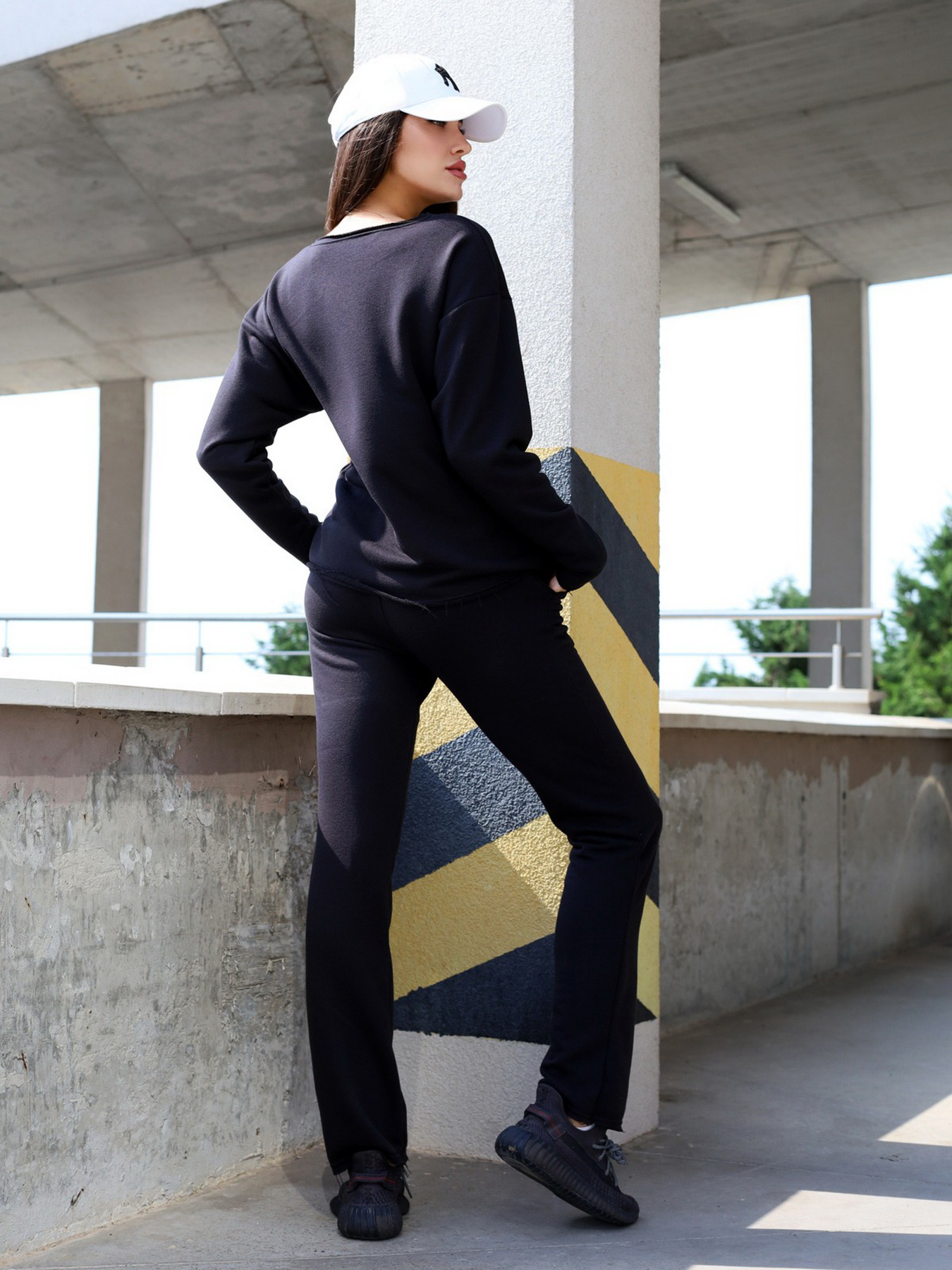 Спортивний костюм ISSA Plus модель 12847_black Фото