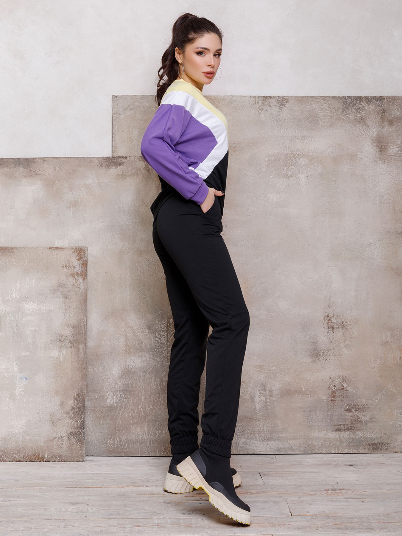 Спортивний костюм ISSA Plus модель SA-107_blackpurple Фото