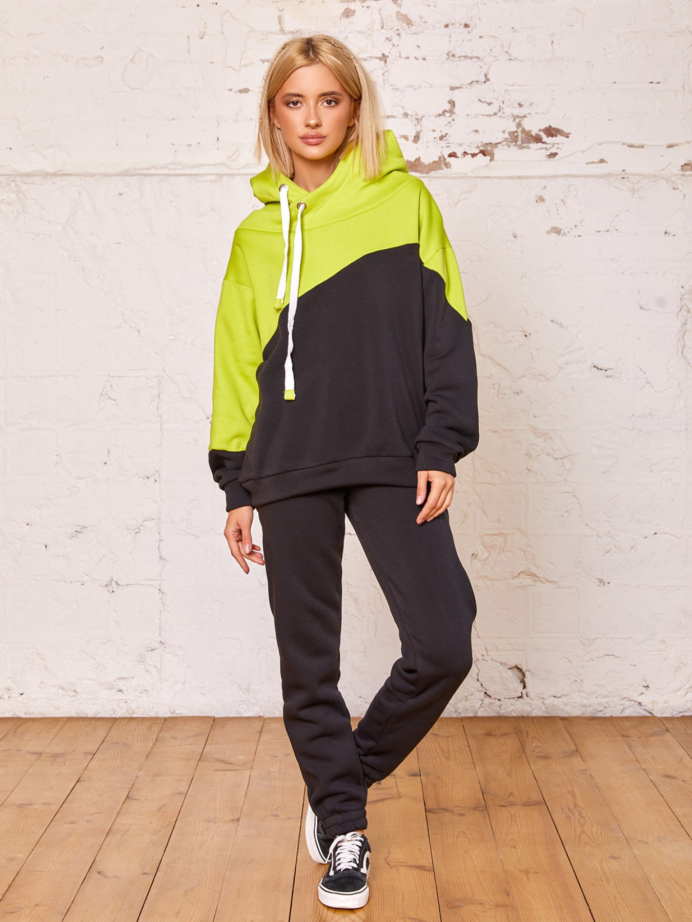 Спортивний костюм ISSA Plus модель SA-66_blackgreen Фото