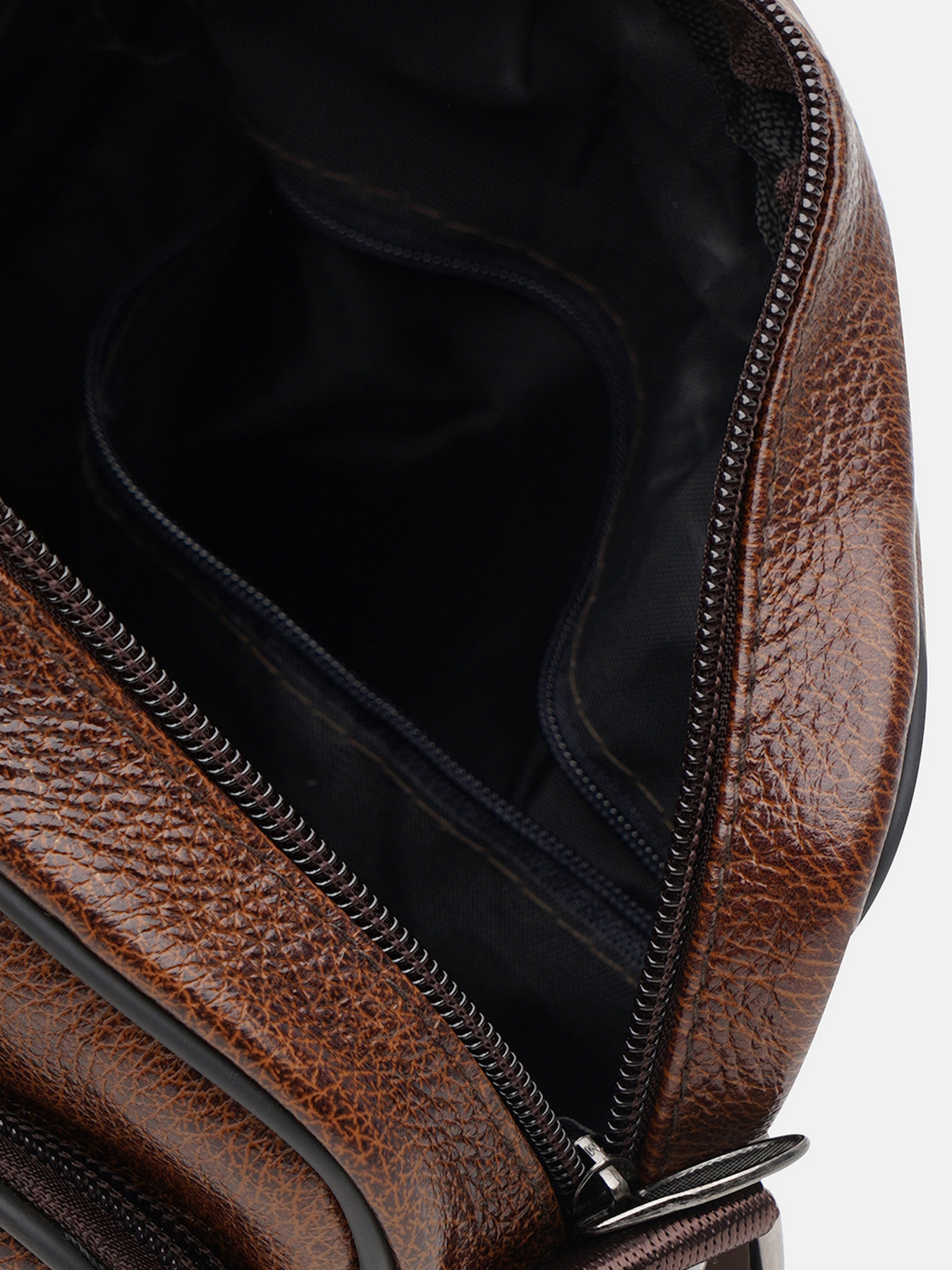 Мессенджер Keizer модель K18460br-brown Мессенджер Keizer модель K18460br-brown Фото