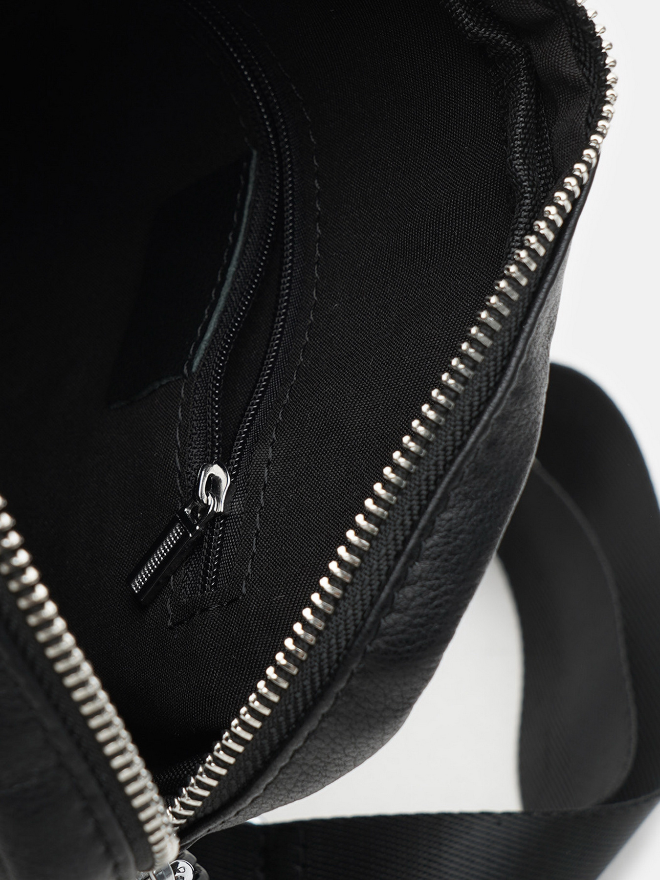 Мессенджер Ricco Grande модель K12043bl-black Фото