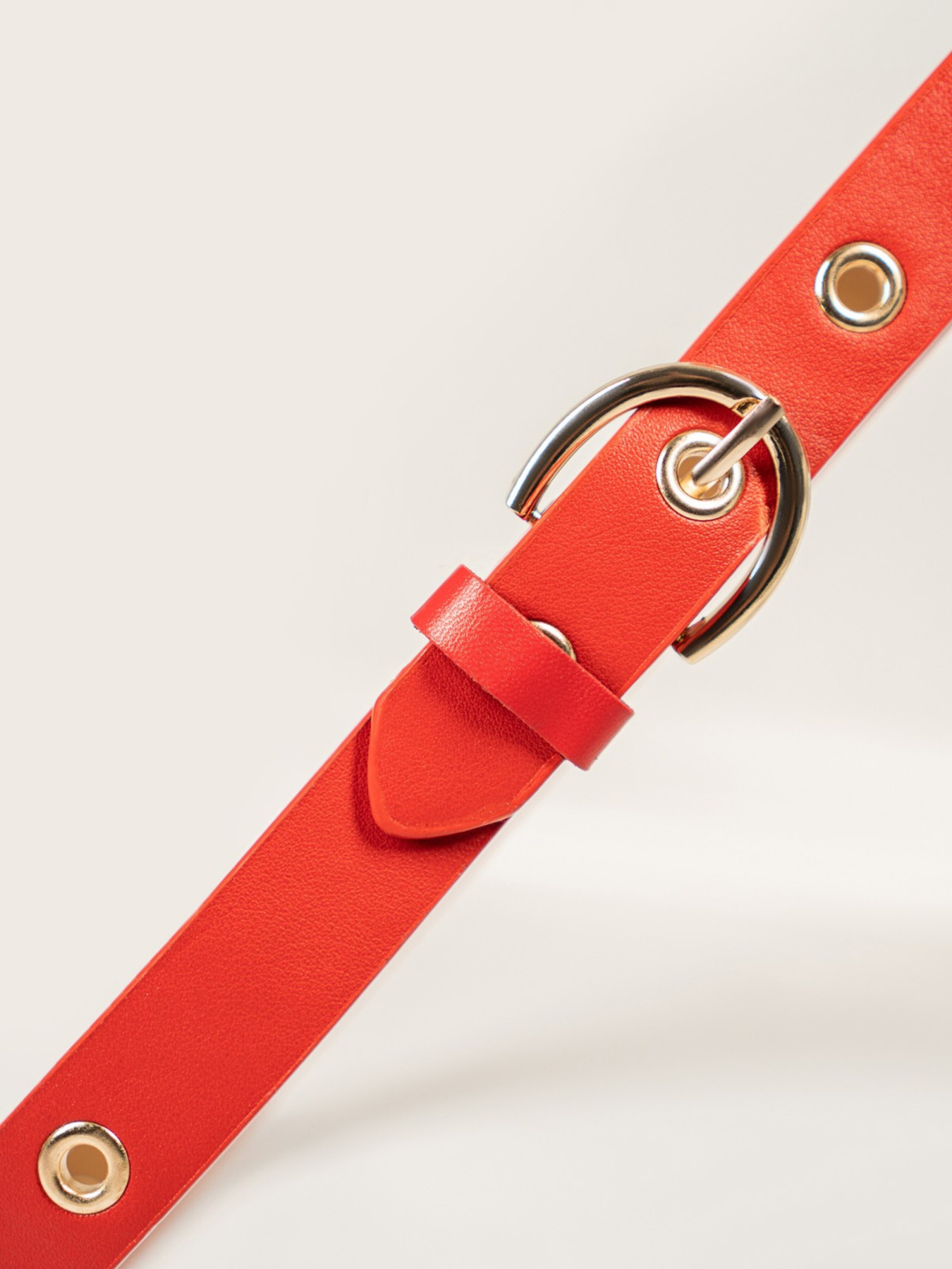 Ремни ISSA Plus модель R1-52_red Фото