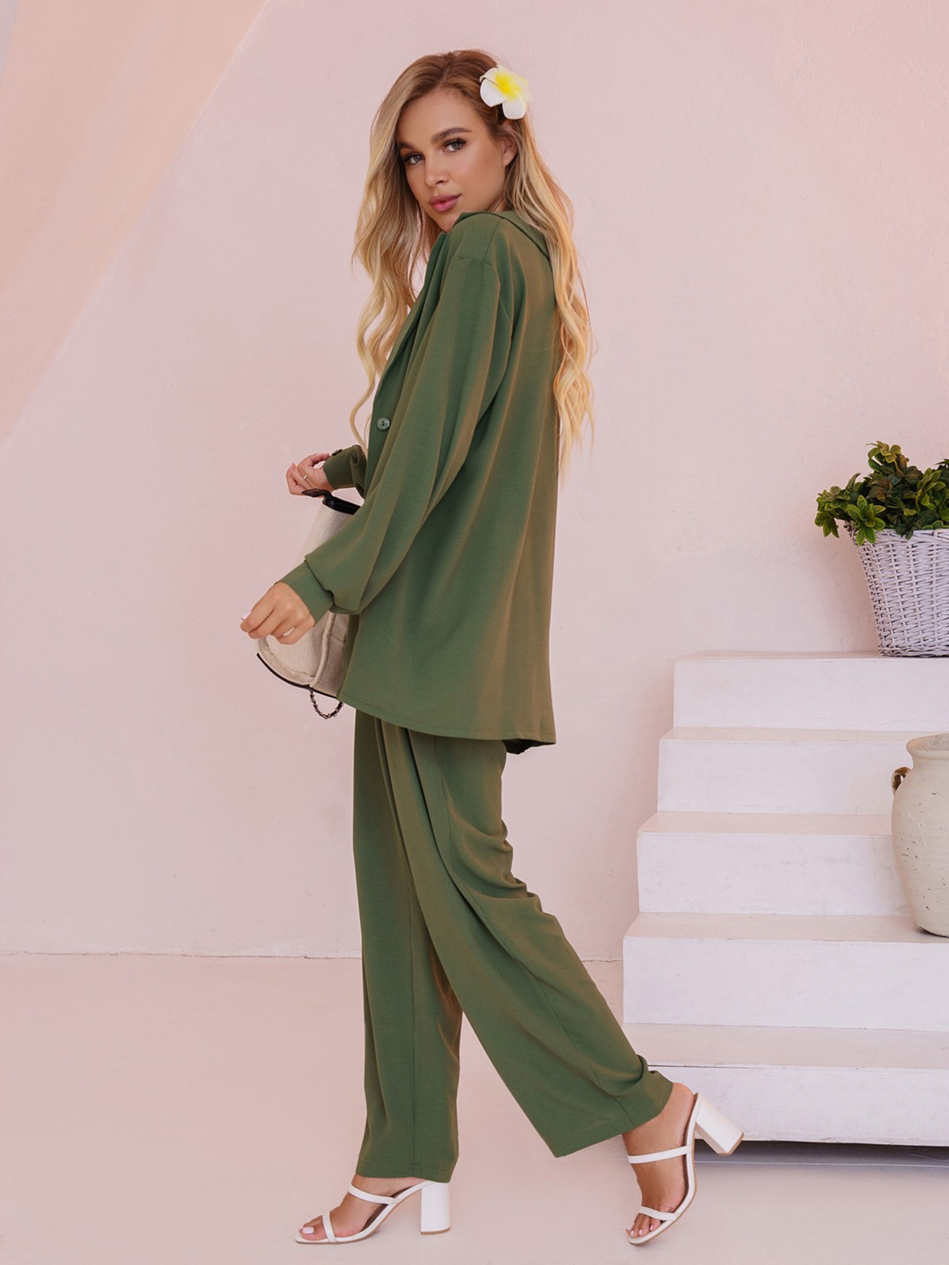 Костюм ISSA Plus модель 13514_hacks Фото