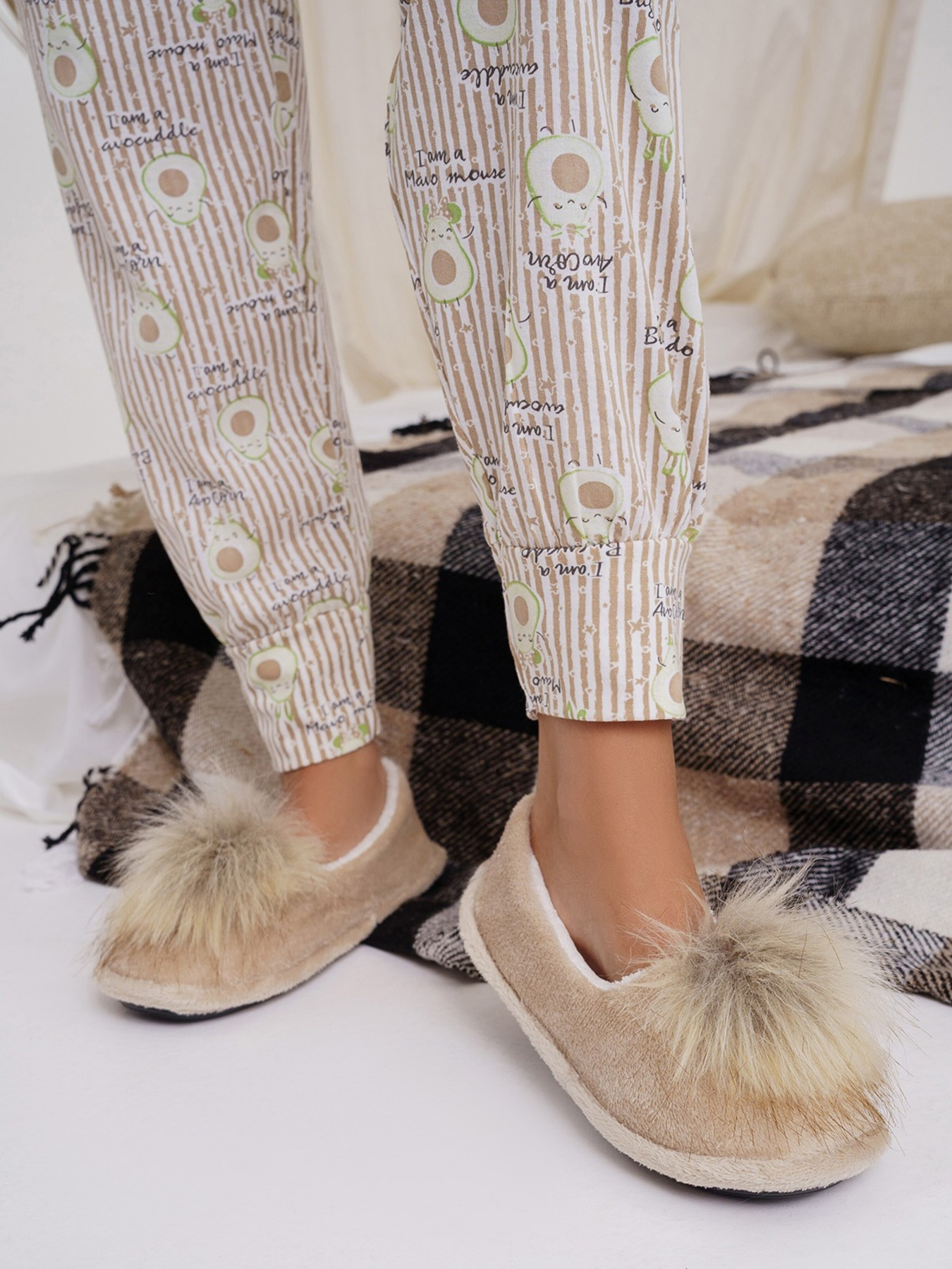 Тапки ISSA Plus модель OB2-101_beige Фото